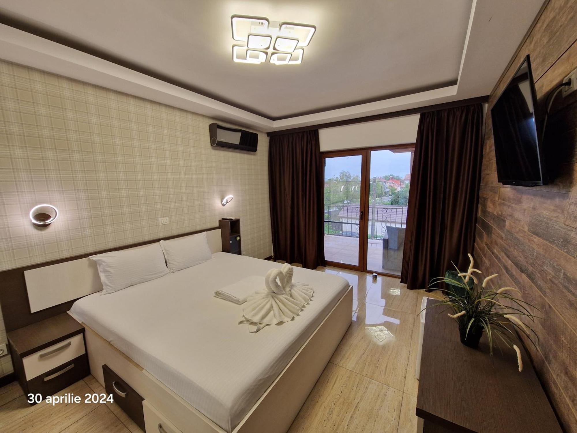 Casa Adrian 2 Mai Două Mai Quarto foto
