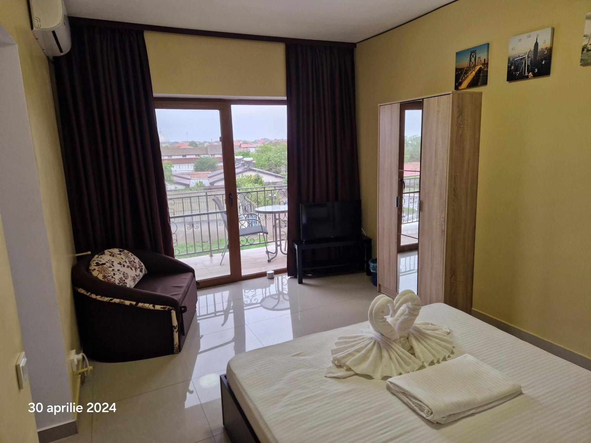 Casa Adrian 2 Mai Două Mai Quarto foto