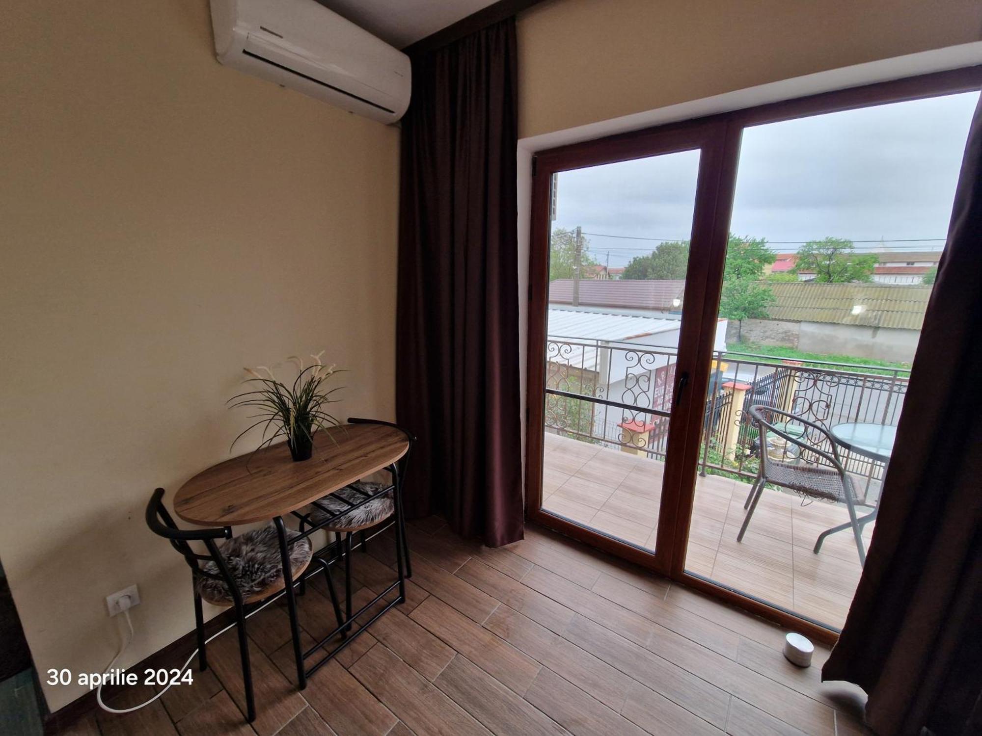Casa Adrian 2 Mai Două Mai Quarto foto