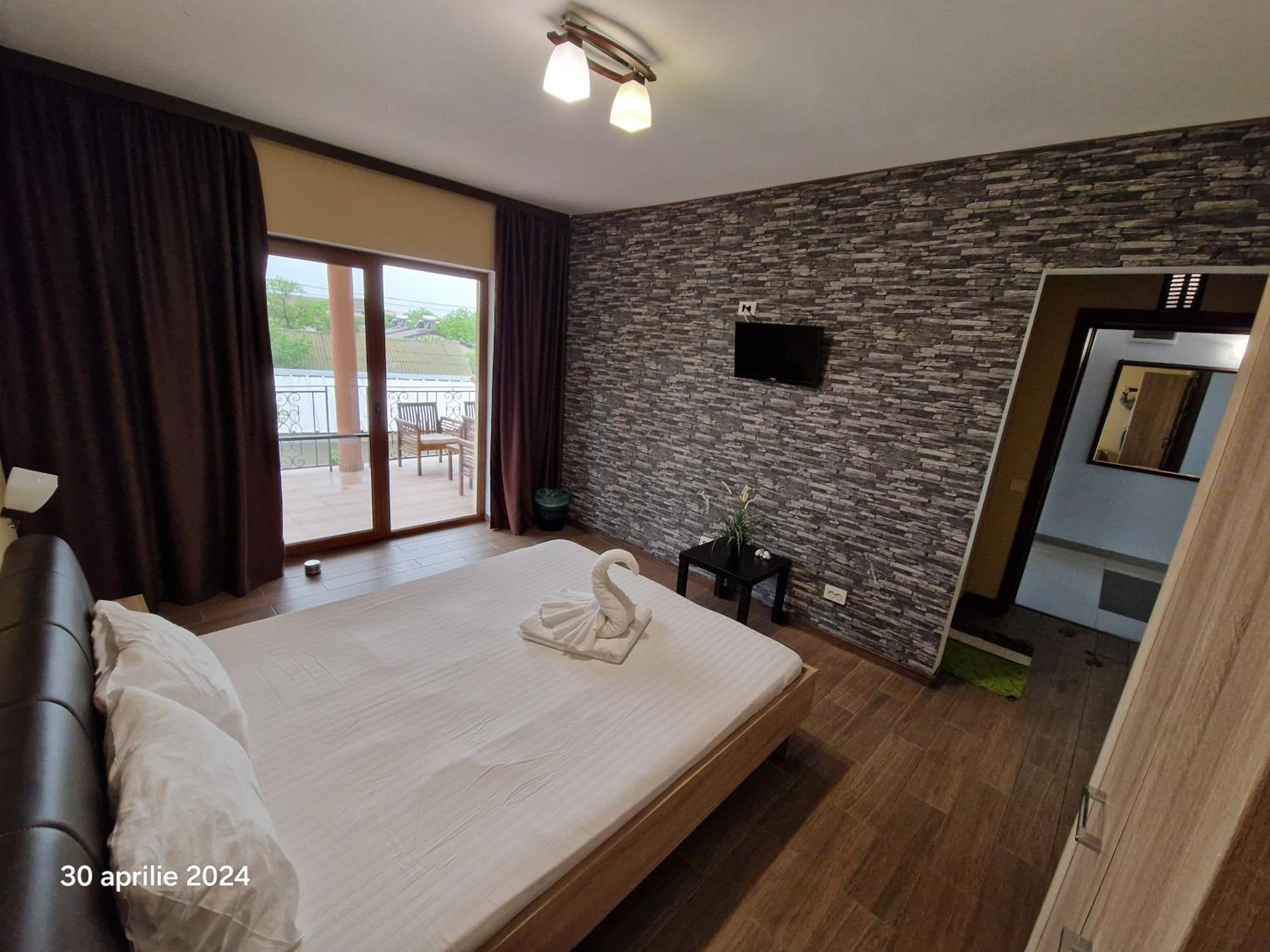Casa Adrian 2 Mai Două Mai Quarto foto